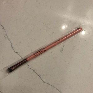 luxie brush